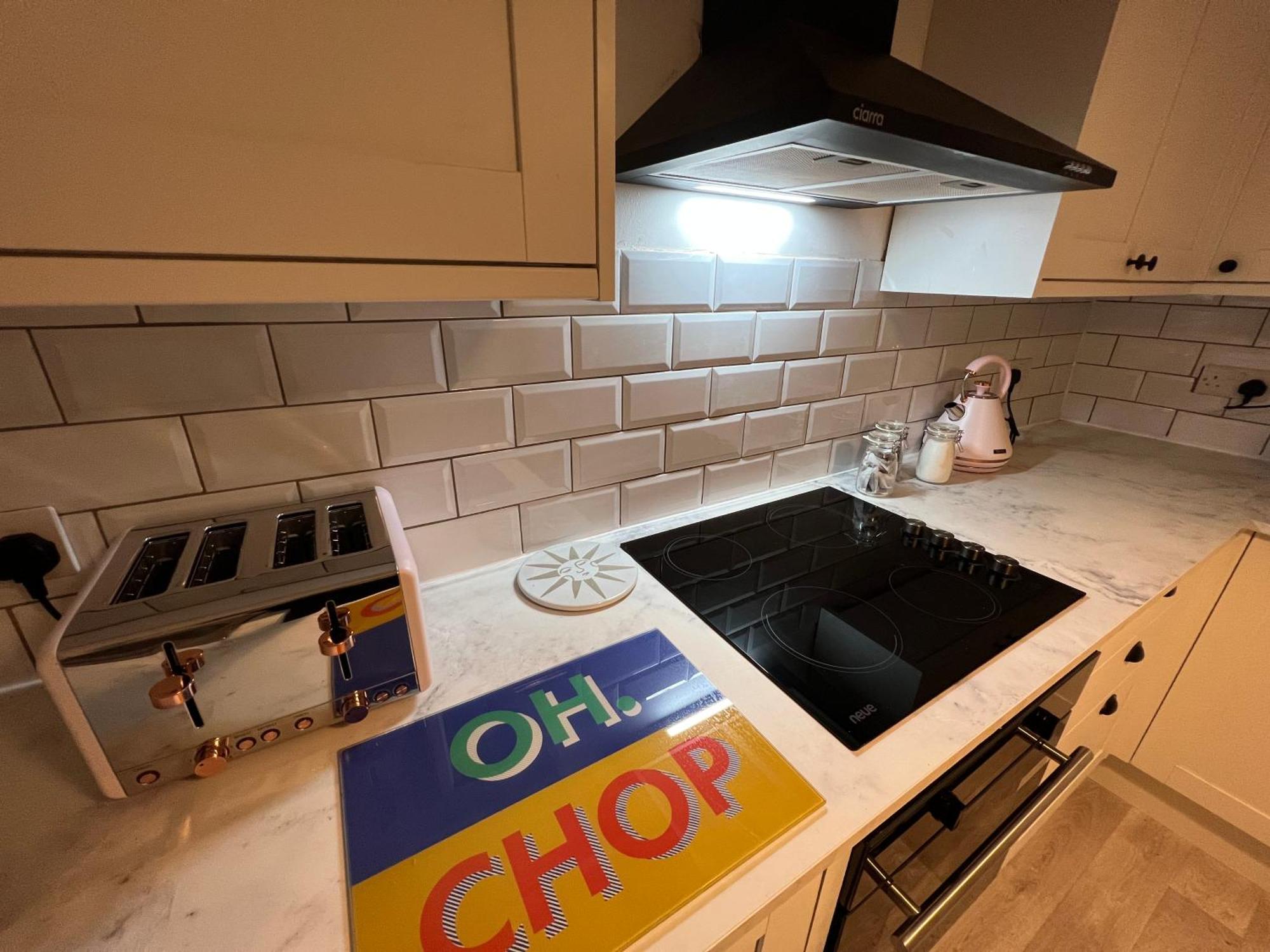Littlehampton House - 4 Bedroom House Sleeps 8 Eksteriør billede