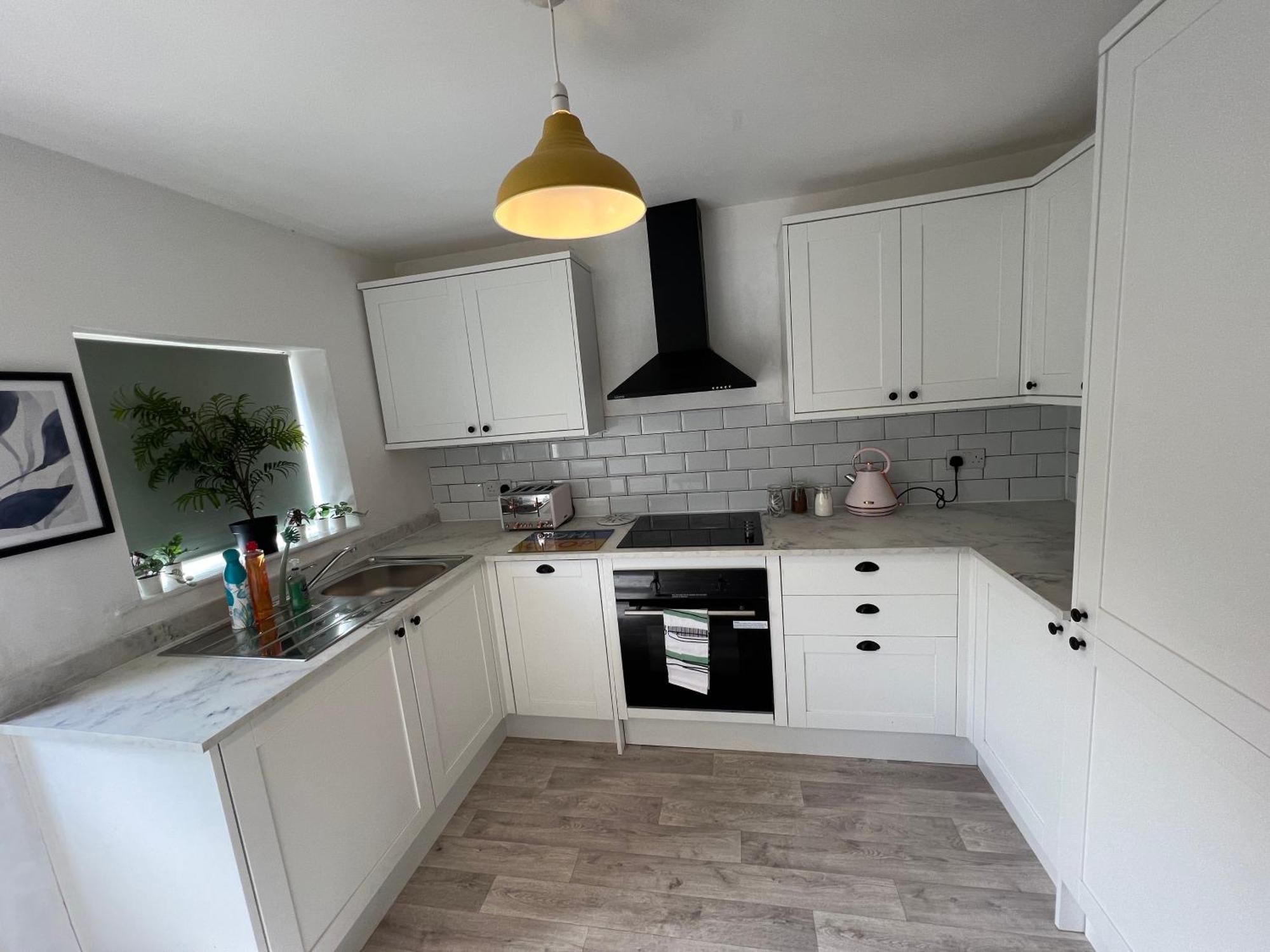 Littlehampton House - 4 Bedroom House Sleeps 8 Eksteriør billede